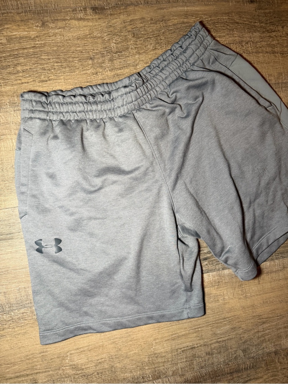 Under Armour Men's Light Gray Athletic Shorts, XL